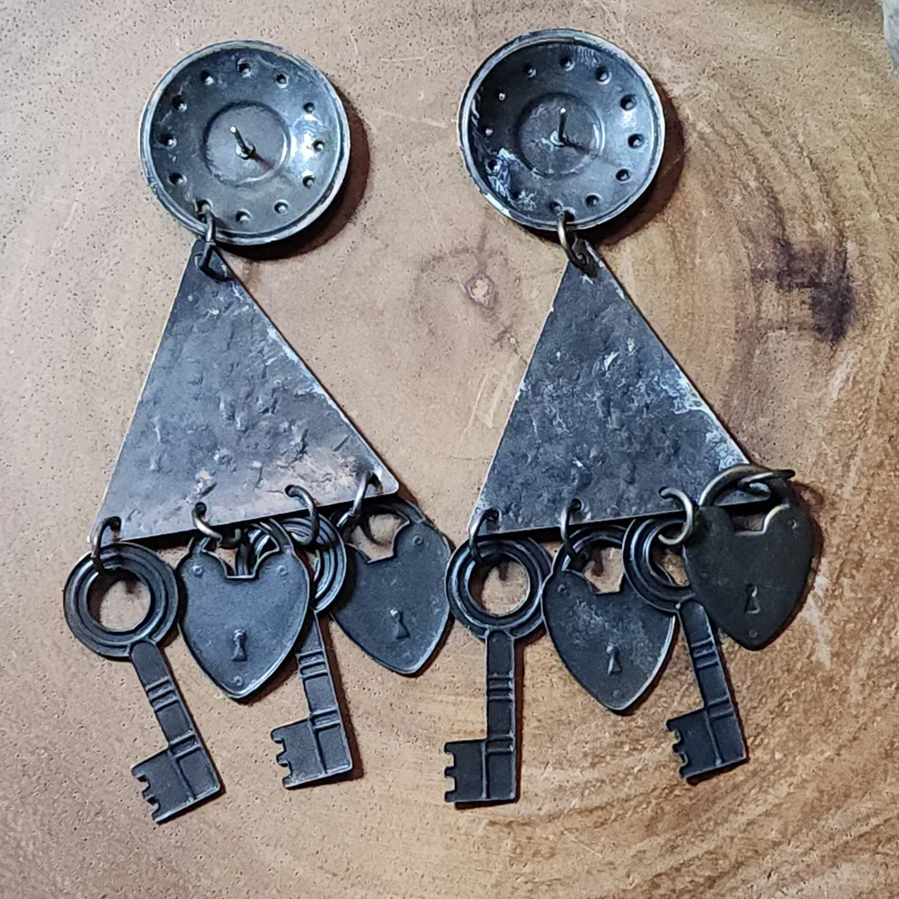 Antique Rustic Boho Silver Toned Metal Dangle Earrings with Keys and Hearts